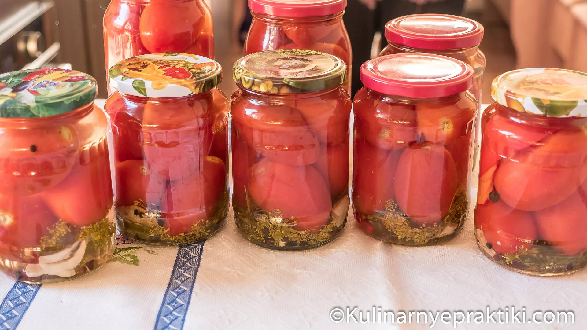 Маринованные помидоры на зиму. Пошаговый рецепт