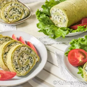 Закусочный рулет: бисквит на основе кабачка и начинка из куриной грудки, творожного сыра и шпината - подробный пошаговый рецепт с фото