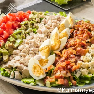 Салат Кобб" с куриной грудкой. Пошаговый рецепт с фото